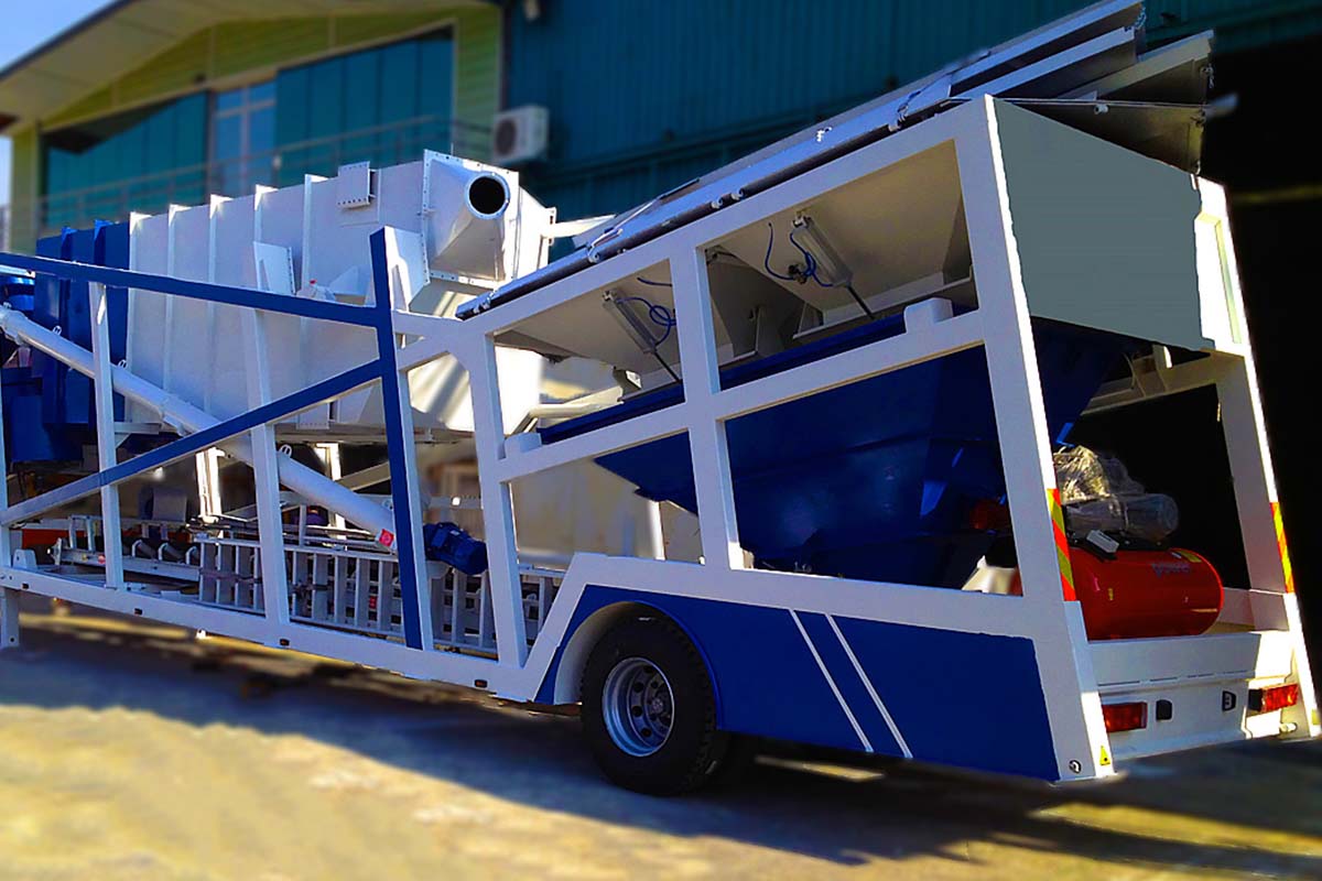 60 m3 mobil beton santrali krismak tarafından üretilmiştir.